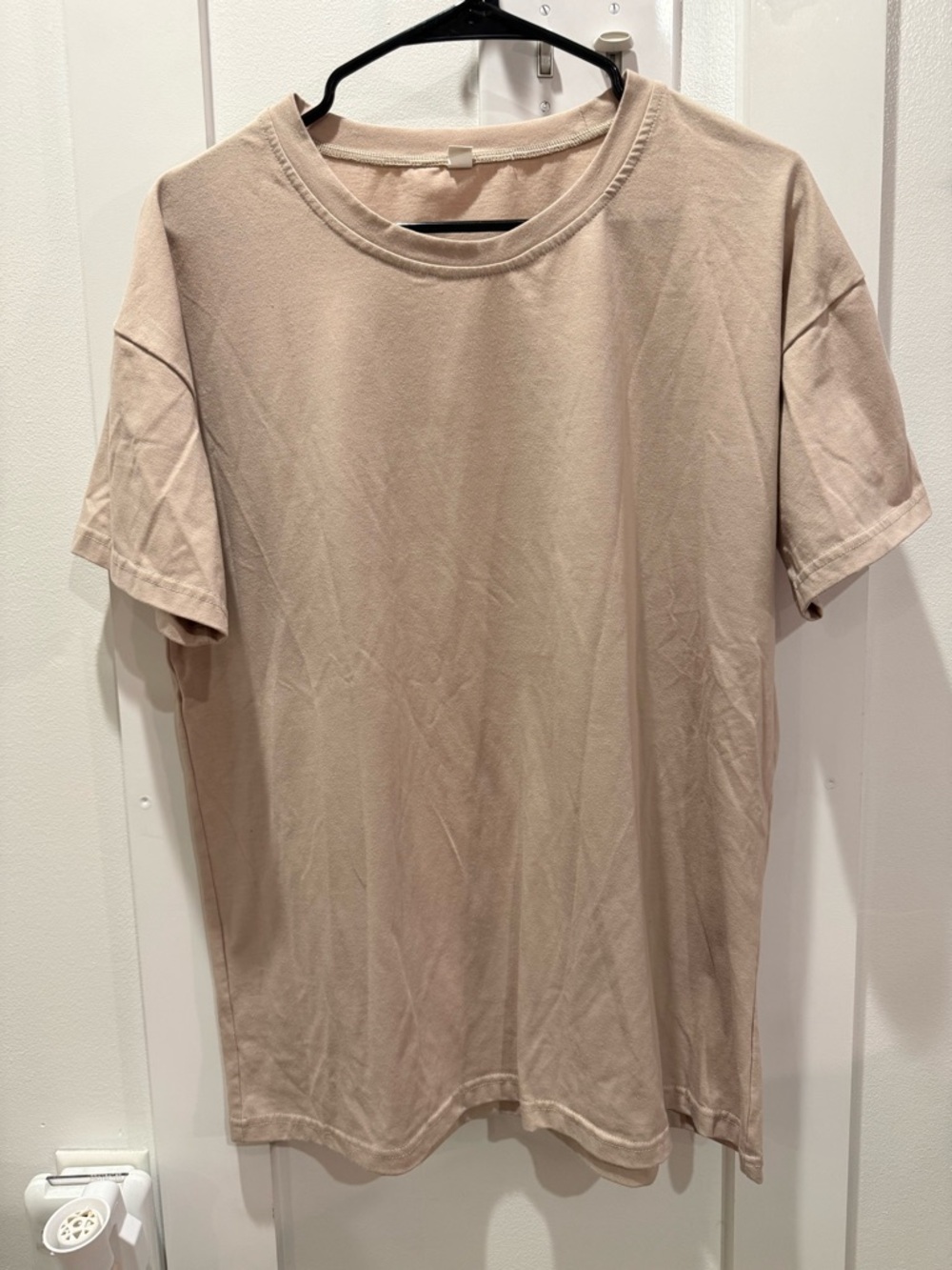 Women's Classic Crew Neck T-Shirt in Beige